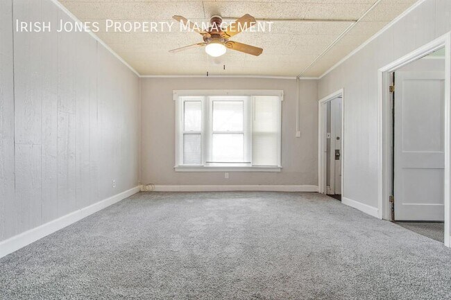 Building Photo - 106 Reiman St