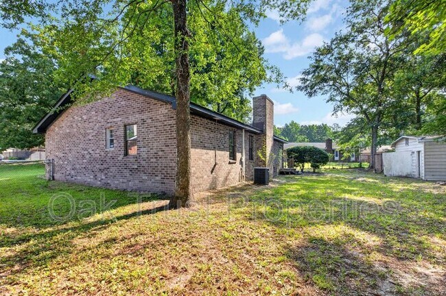 Building Photo - 103 Cambell Ct