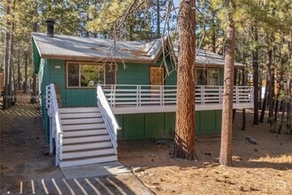 Building Photo - 448 Quail Dr