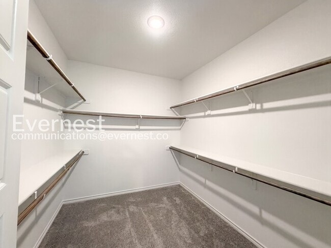 Building Photo - 3-Bed/2-Bath Home/Pet Friendly/Available Soon!