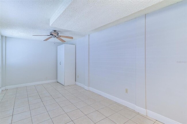 Building Photo - 3315 W Empedrado St