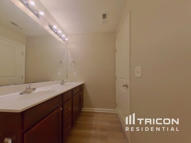 Building Photo - 1413 Kobuk Vly Ct