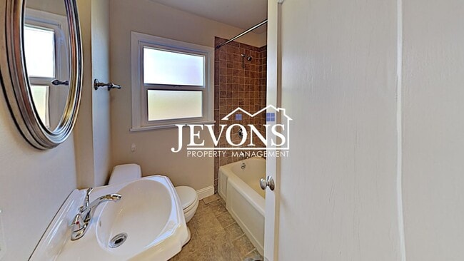 Building Photo - Beautiful two-story home in a walkable area near dining, shopping, entertainment and schools!