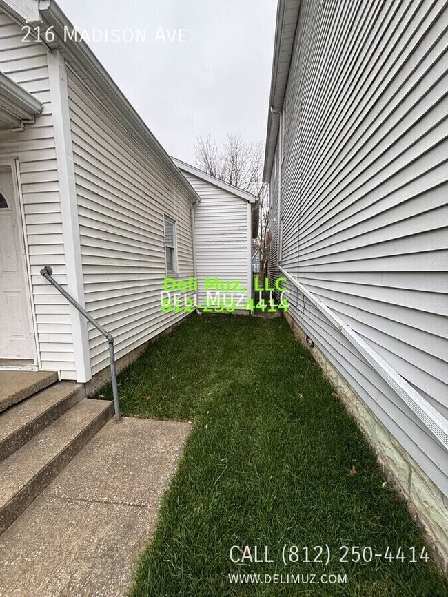 Building Photo - 216 Madison Ave