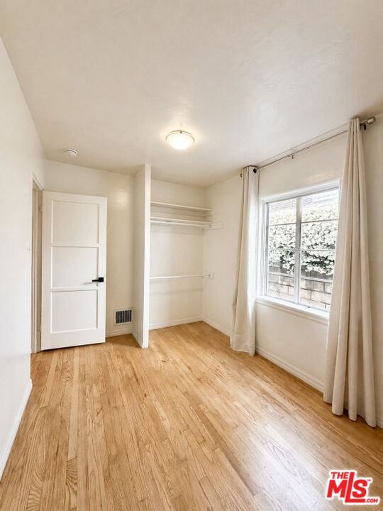 Building Photo - 341 S Rodeo Dr