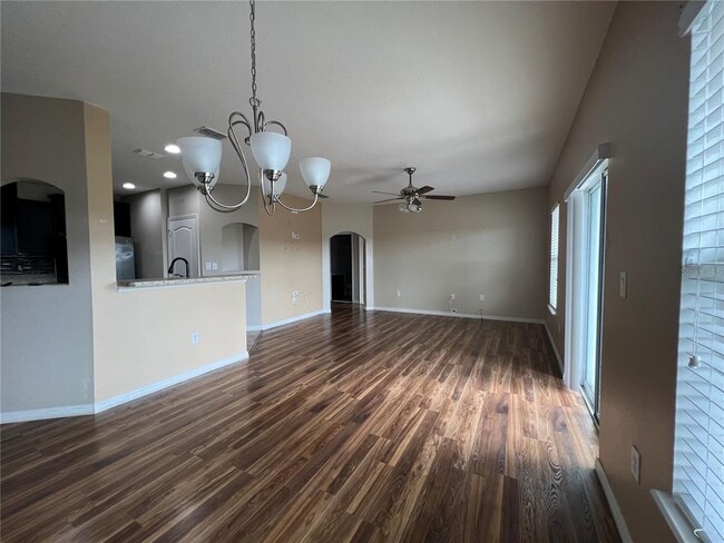 Building Photo - 2137 Betsy Ross Ln
