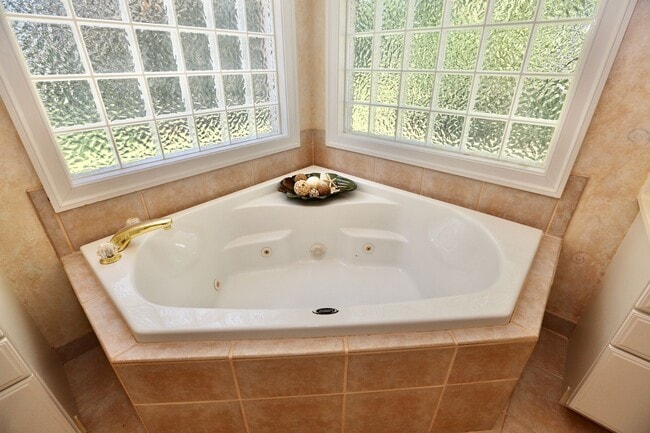 Building Photo - 4-Bedroom Church Point Home Available 08-07-26! Attached Garage - Downstairs Primary Suite - Pet-...