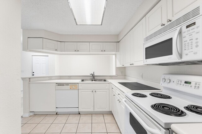 Building Photo - 2726 Anzio Ct