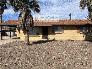 Building Photo - Coming Soon! 3 bedroom/2 bath large yard
