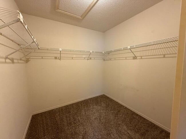 Building Photo - Gulf Breeze - Sandpiper Village - 3 bedroo...