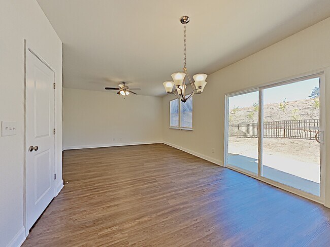 Building Photo - 410 Levon Ct