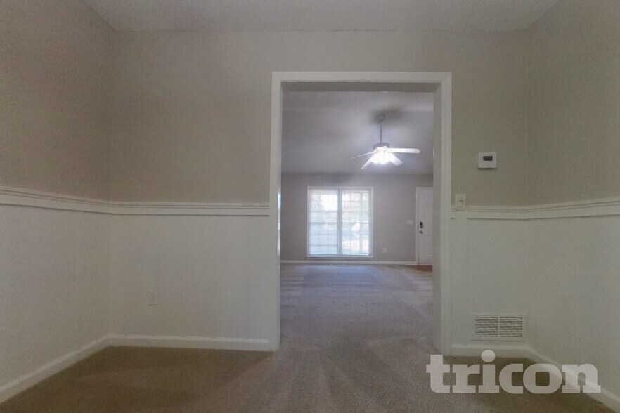 Building Photo - 5394 Telford Ct