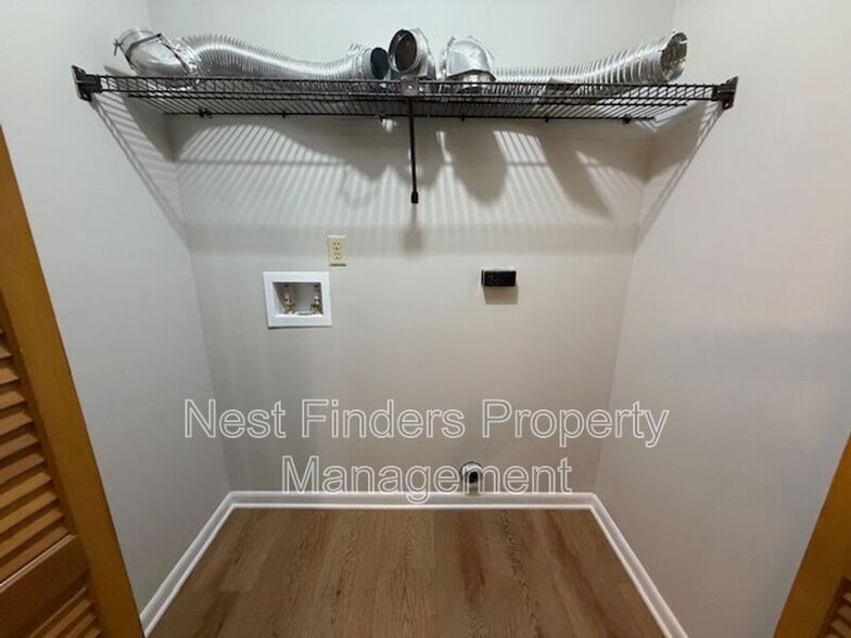 Building Photo - 11290 Southbury Pl