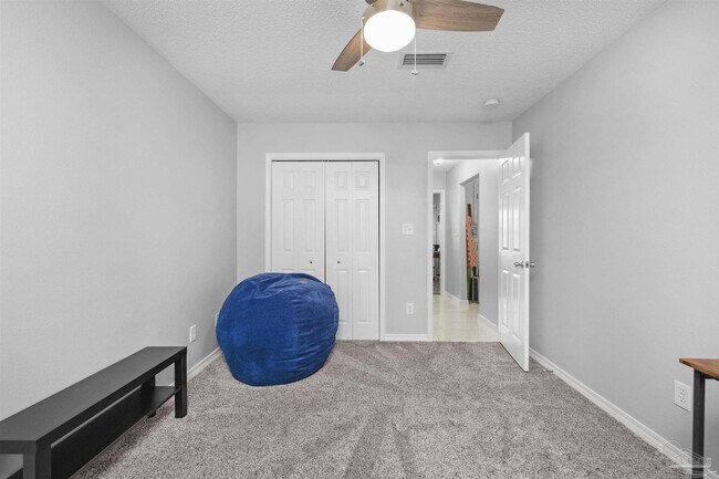 Building Photo - 2442 Raider Ln