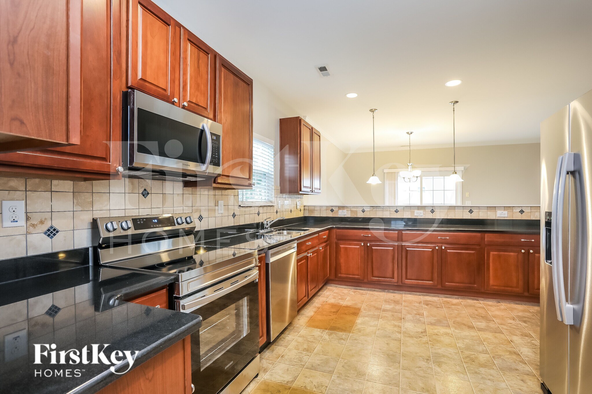 Building Photo - 5921 Sandpiper Farm Ln