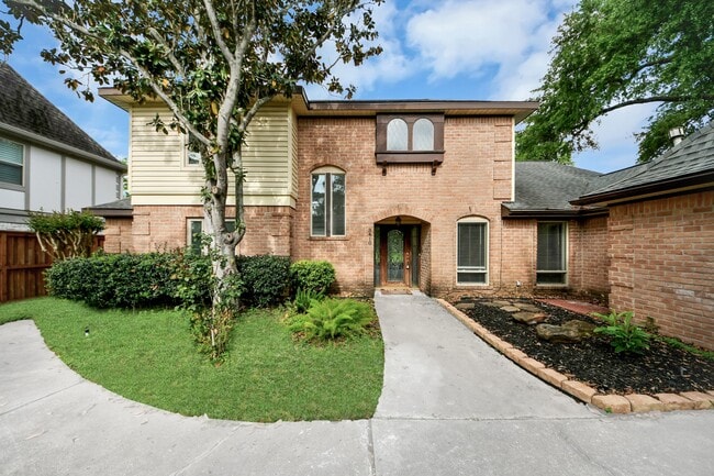 Building Photo - 3410 Crow Valley Dr