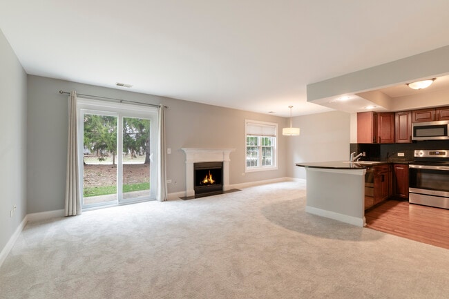 Building Photo - 43 Foxcroft Rd