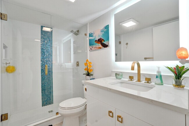 Building Photo - 755 Dotterel Rd