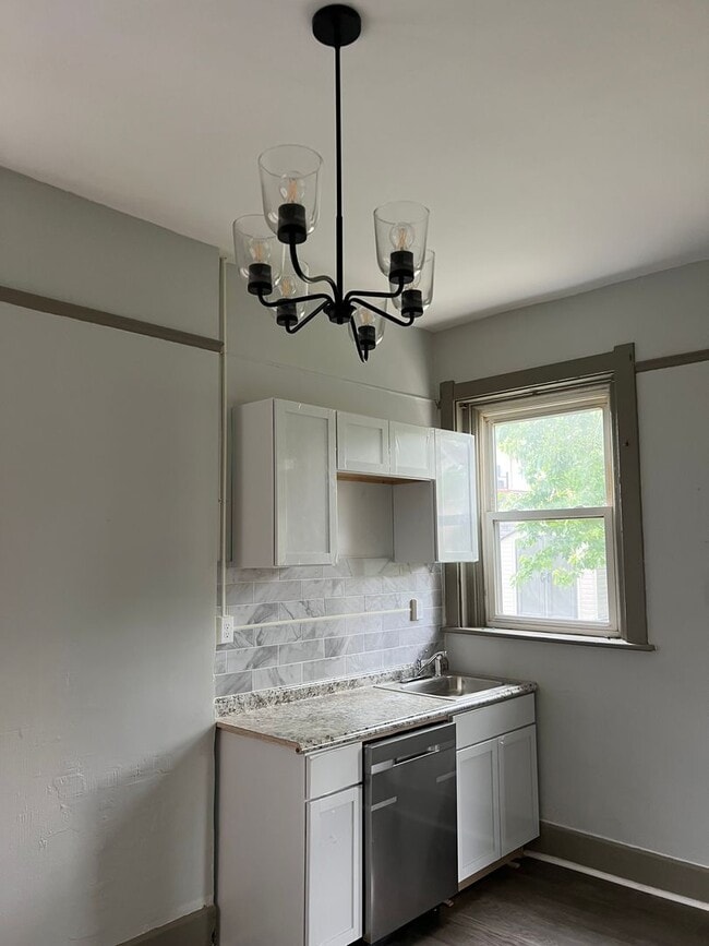 Building Photo - 3471 Trimble Ave