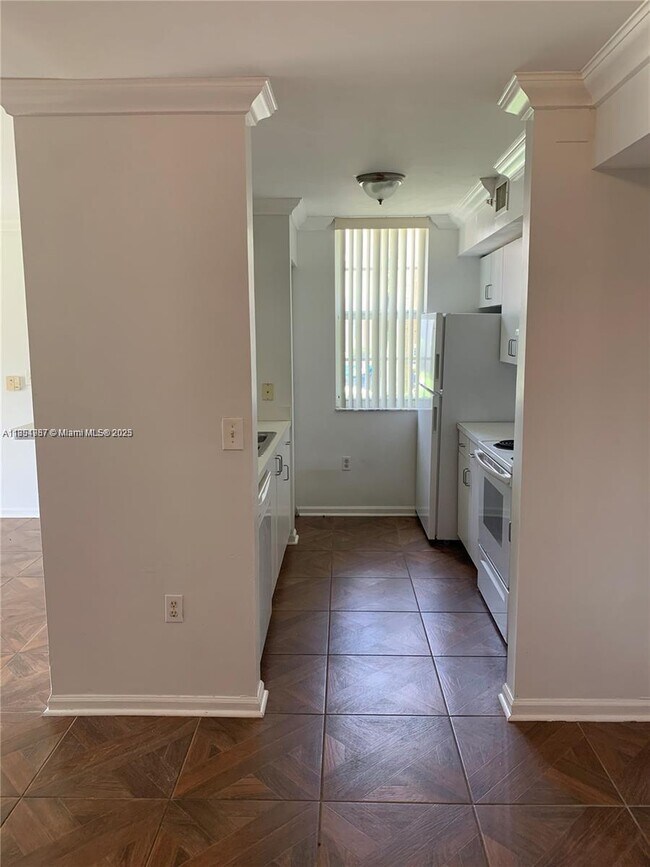 Building Photo - 2071 Renaissance Blvd