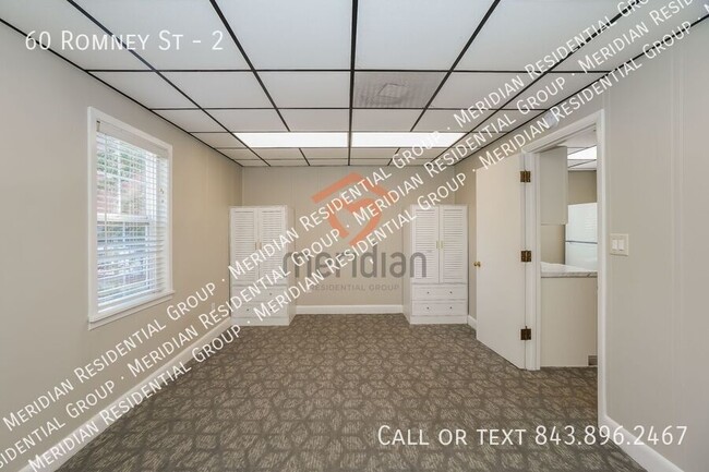 Building Photo - 60 Romney St