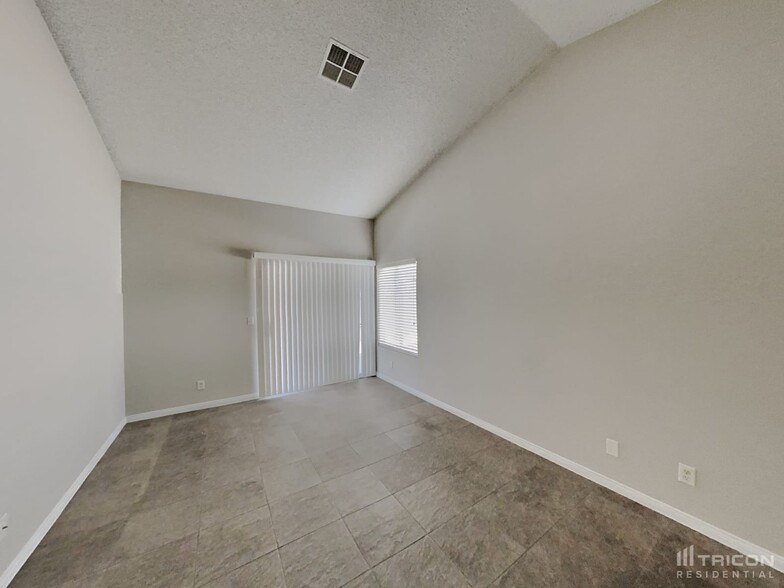 Building Photo - 2829 Du Barry Manor Ln