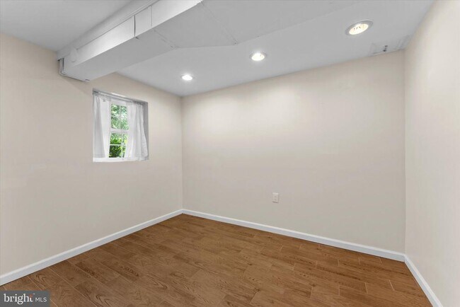 Building Photo - 5602 Kirkham Ct