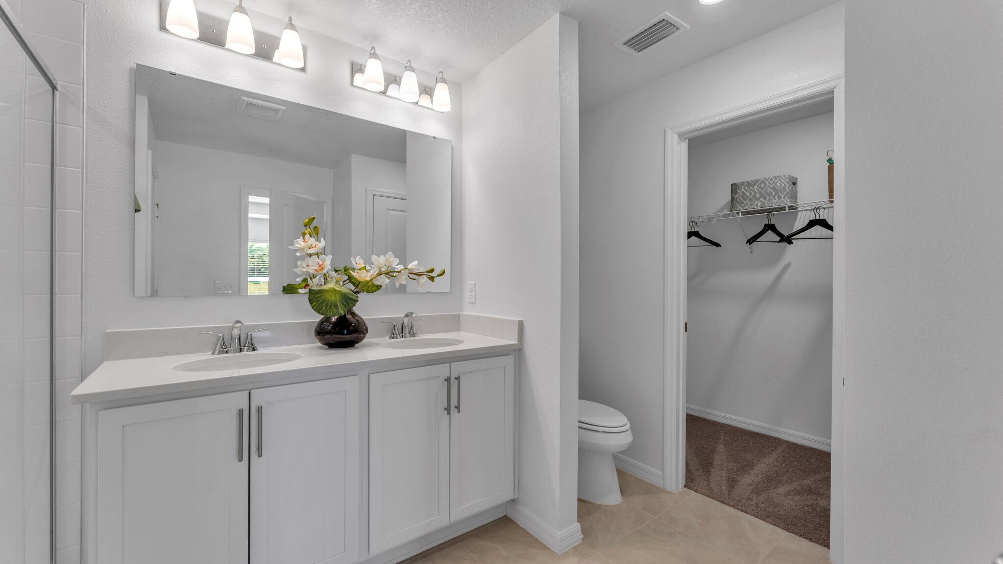 Building Photo - 204 Rivermill Way