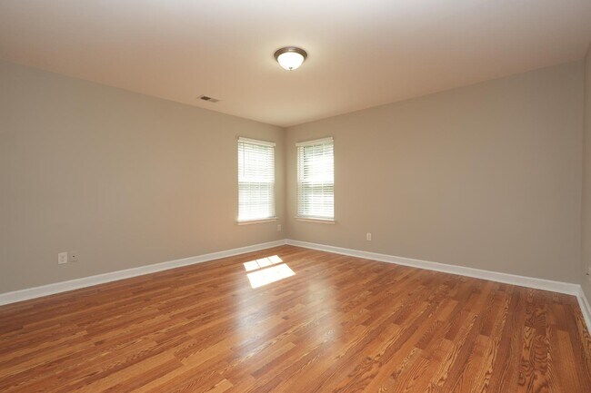 Building Photo - 11539 Stewarts Crossing Dr