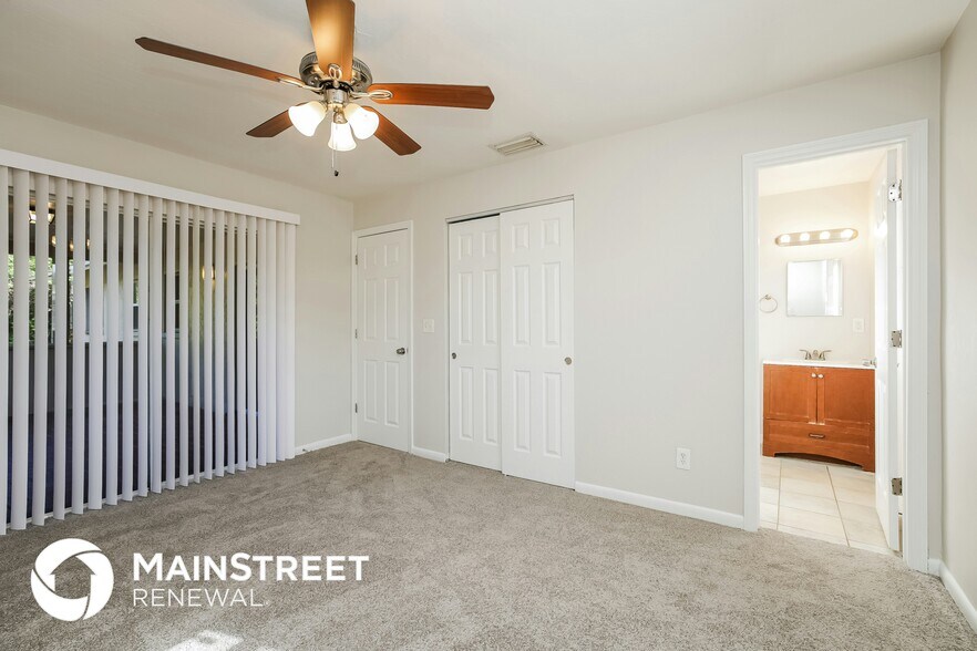 Building Photo - 5210 2nd St W