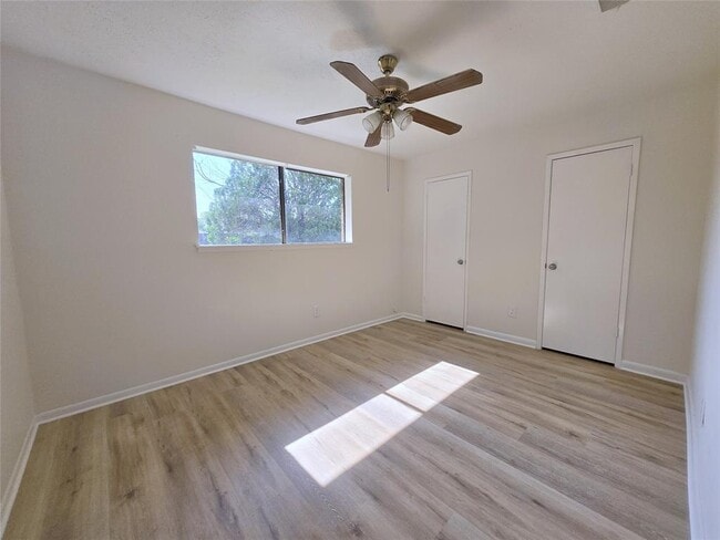 Building Photo - 2946 Jenny Dr