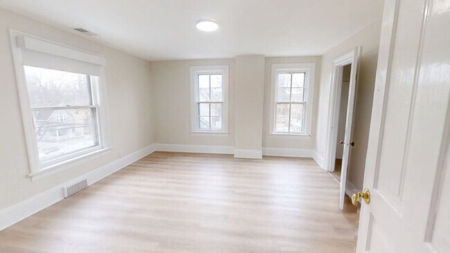 Building Photo - 509 Spring St