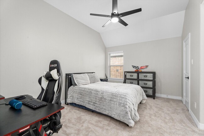 Building Photo - 27121 Holtwood Grove Rd