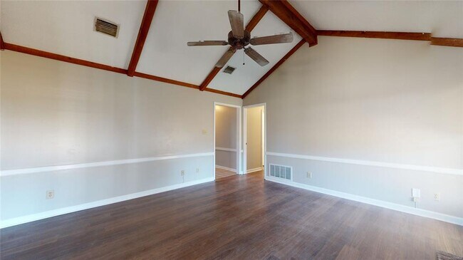 Building Photo - 1806 Heatherton Dr