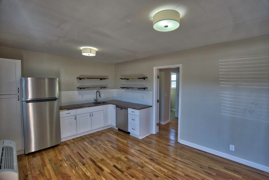 Interior Photo - Alabama Avenue Flats