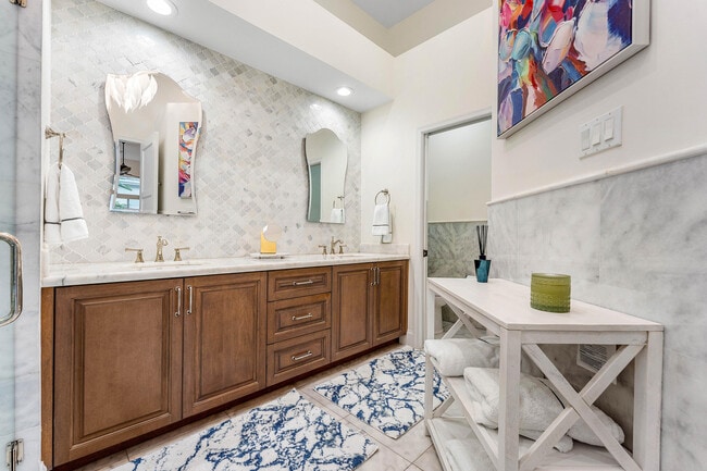 Building Photo - 6673 NW 24th Terrace