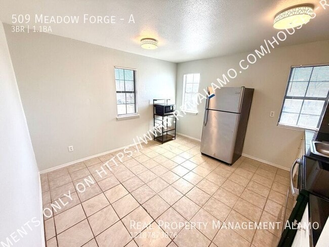 Building Photo - 509 Meadow Forge