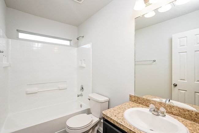 Building Photo - 2622 Needles Throw Ln