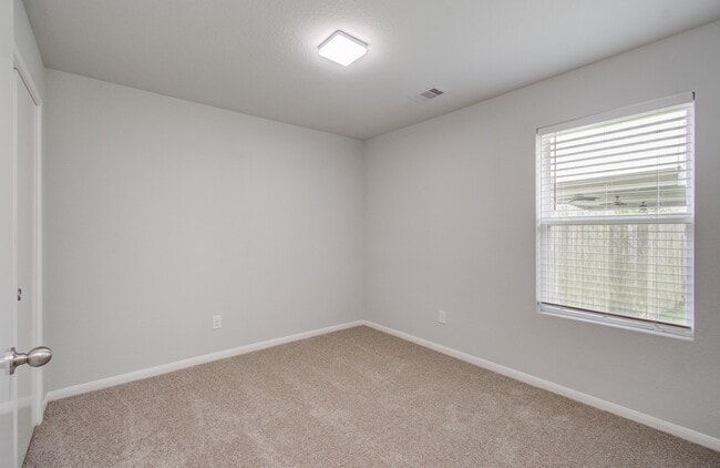 Building Photo - 2015 Upland Plover Ct