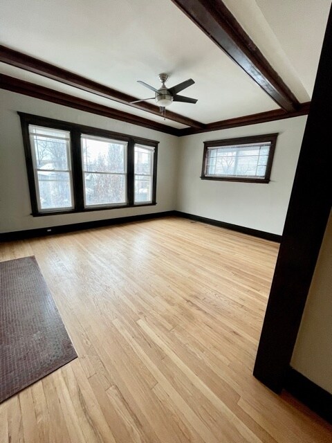 Building Photo - 4450 N Winchester Ave
