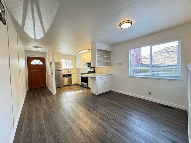 Building Photo - Ramesh House | Spacious 3x2 Available Now! | Rare Green Lake Home w/ Garage, Storage and Private ...