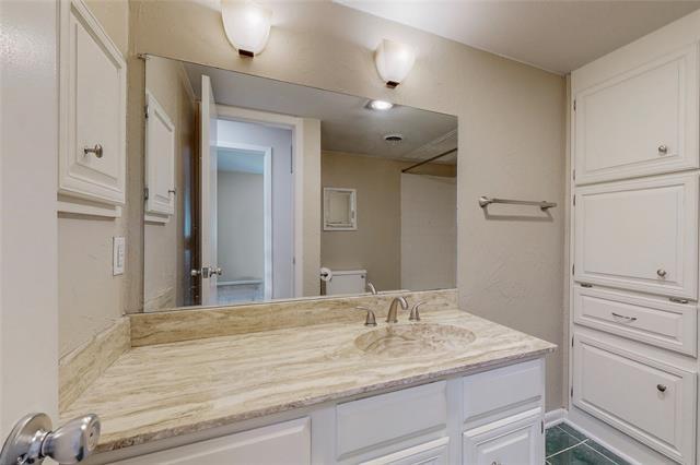 Building Photo - 426 Yacht Club Dr