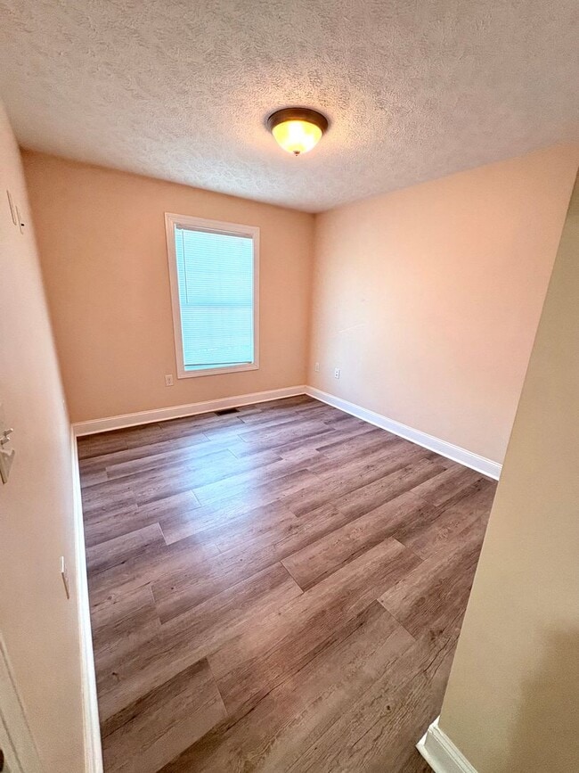 Building Photo - Available for the 2026-2027 lease term.