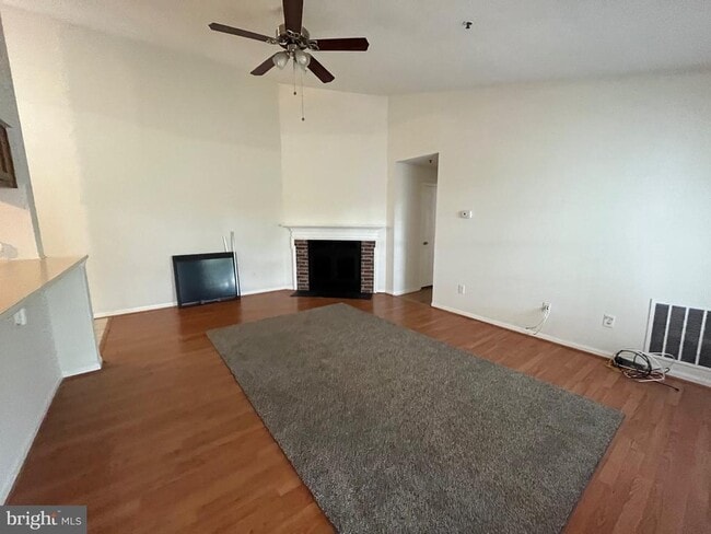 Building Photo - 1403 Sage Ln