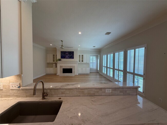 Building Photo - 13722 Aspen Cove Dr
