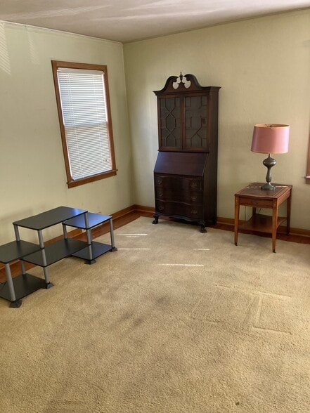 Primary Photo - 210 S 16th St