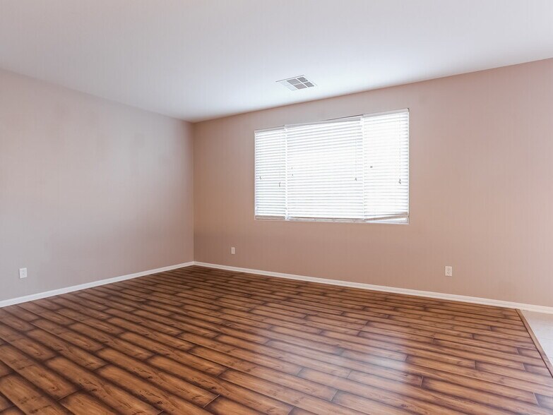 Building Photo - 8800 Happy Pines Ave