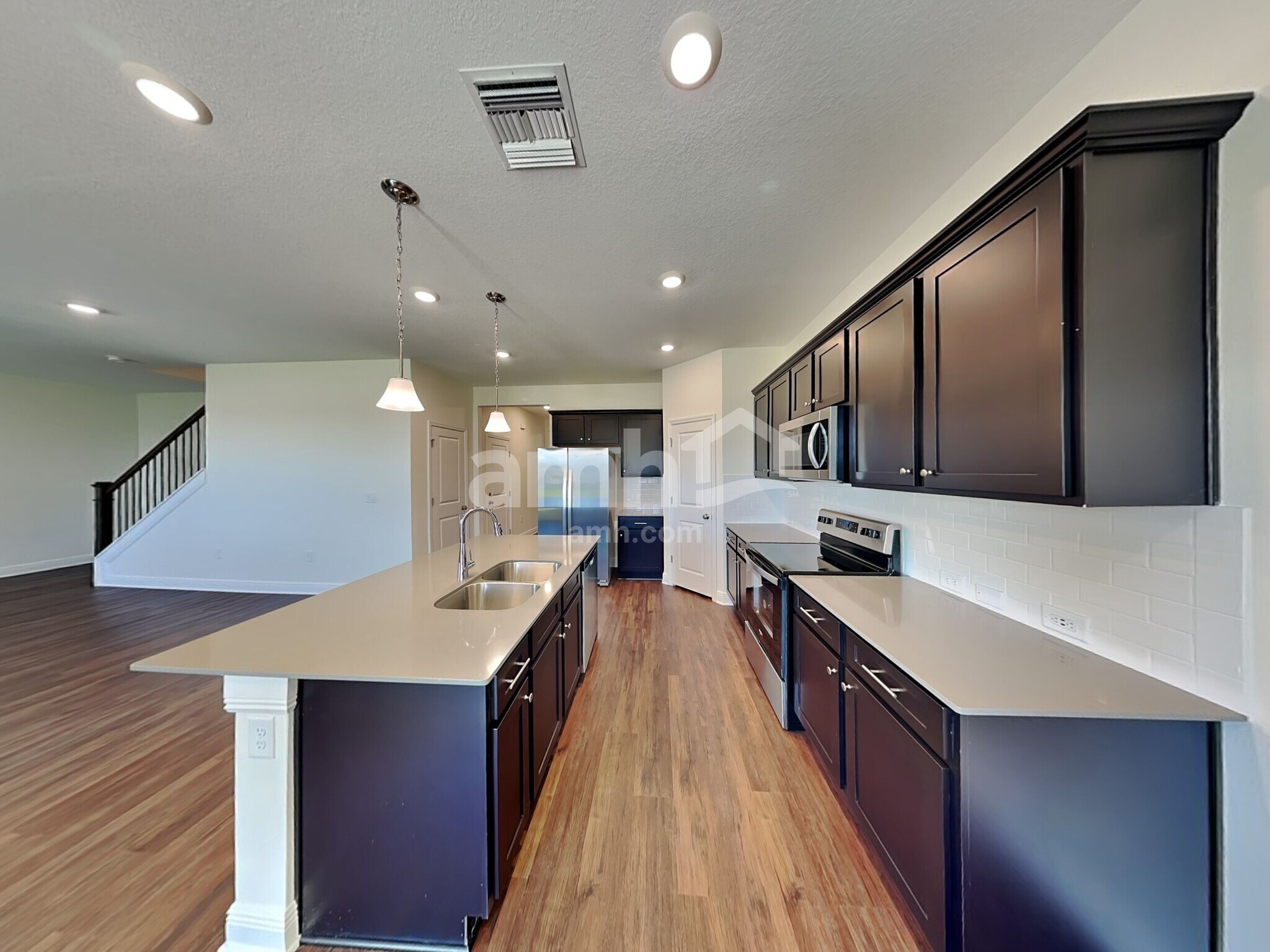 Building Photo - 14609 Cedar Ml Dr