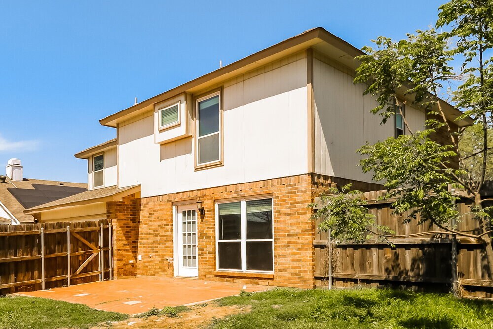 Building Photo - 2907 Stinwick Ln