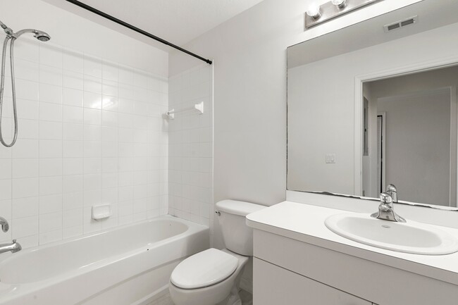 Second Bathroom - 8570 Kingbird Loop